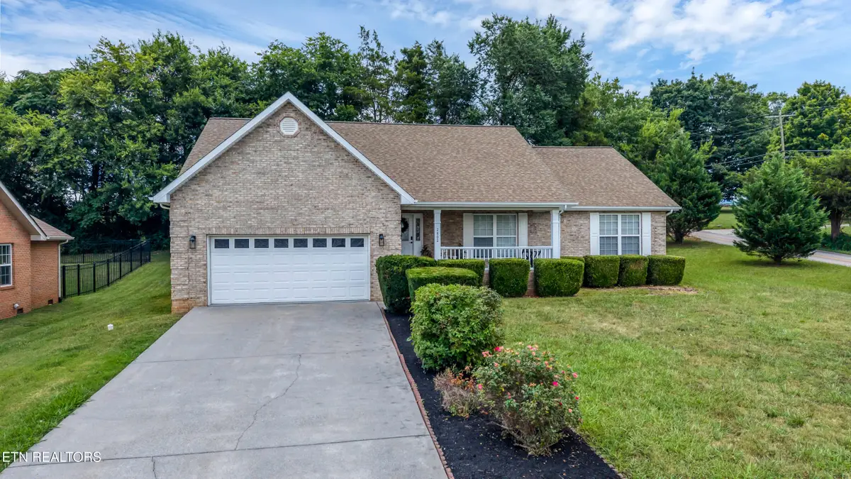 2802 Country Meadows Lane, Maryville, TN 37803 - #1
