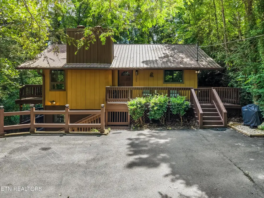 552 Galloway Lane, Gatlinburg, TN 37738 - #2