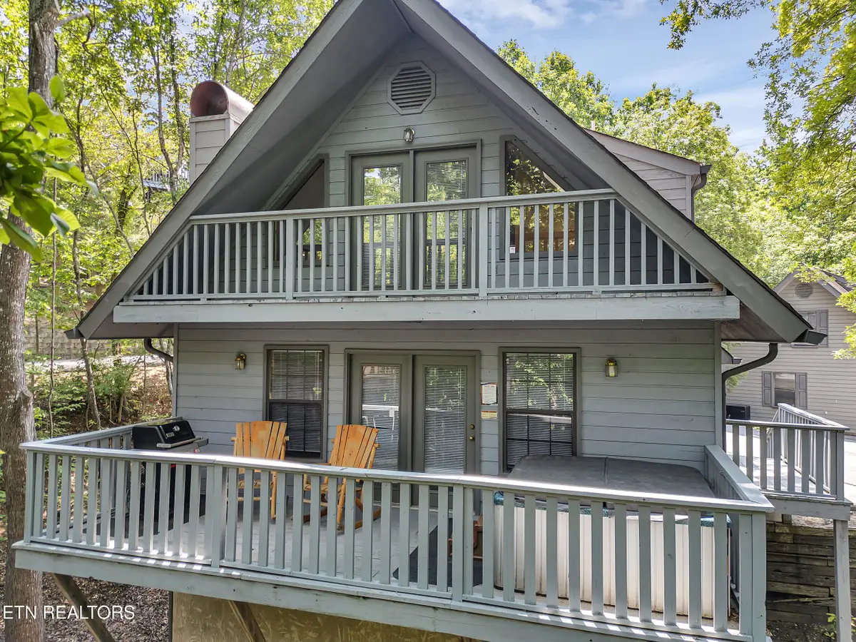 2733 Timber Way, Pigeon Forge, TN 37863 - #1