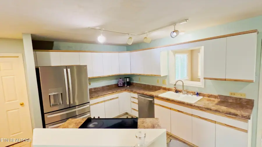 168 Newport Way, Kingston, TN 37763 - #3