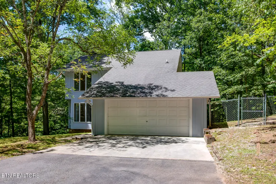 1560 Bluebird Cove Lane, Sevierville, TN 37862 - #2