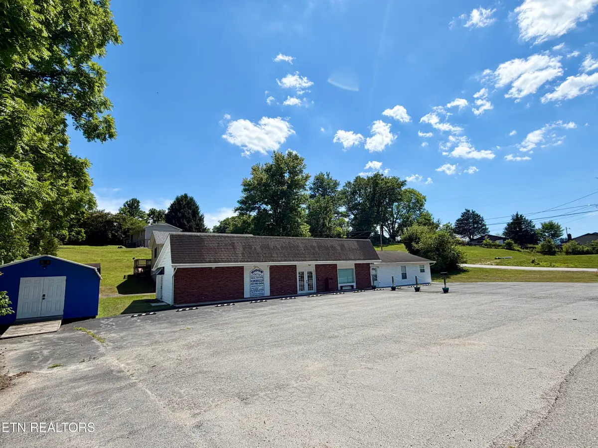 1165 Towe String Rd, Jacksboro, TN 37757 - #1