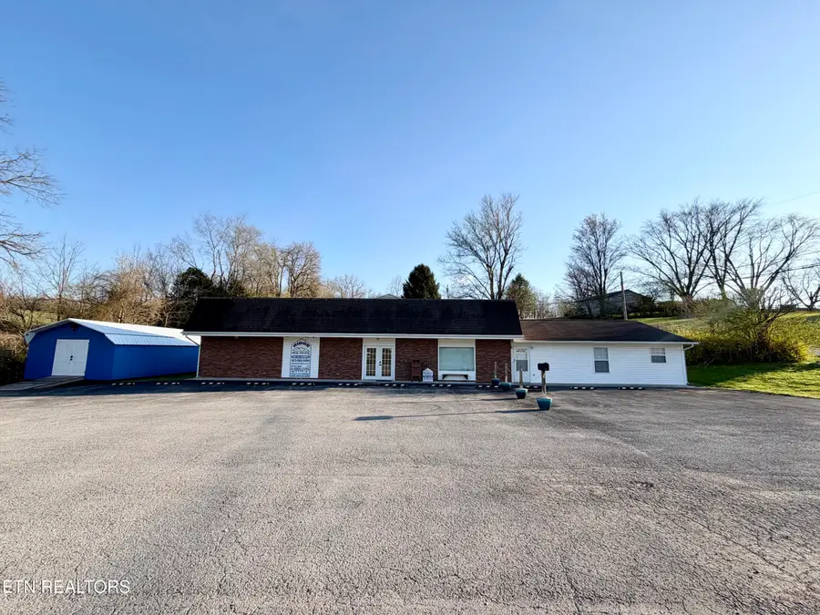 1165 Towe String Rd, Jacksboro, TN 37757 - #3