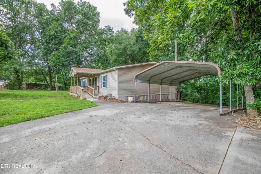 8411 Bowman Hollow Rd, Powell, TN 37849 - #3