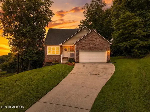 1004 Sugar Creek Lane, Knoxville, TN 37920