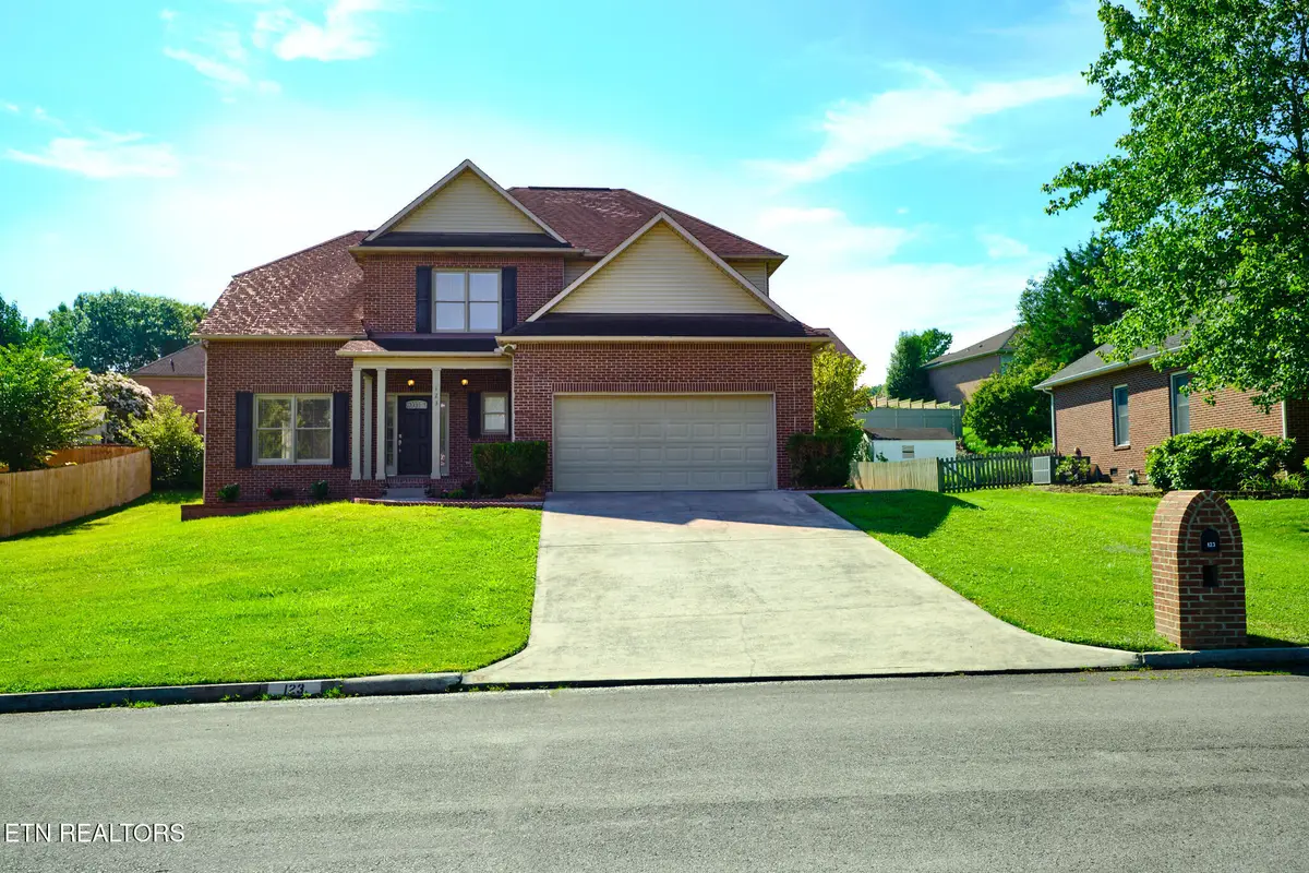 123 Capital Circle, Oak Ridge, TN 37830 - #1