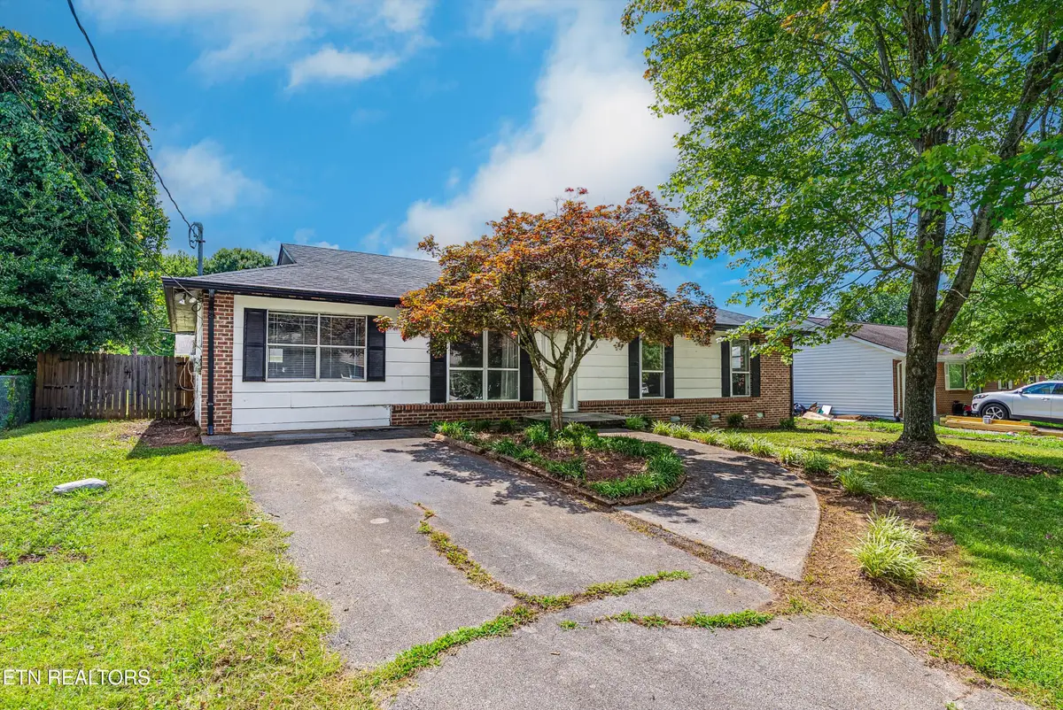 1016 Ruskin Drive, Knoxville, TN 37923 - #1
