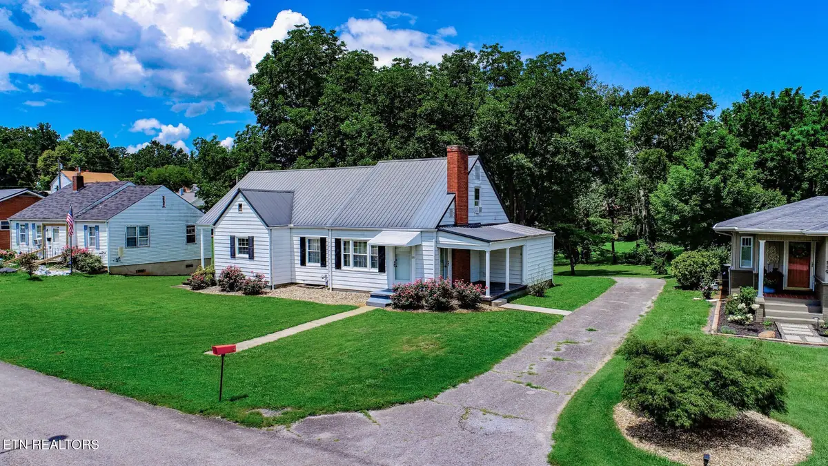 125 Washington Ave, Newport, TN 37821 - #1