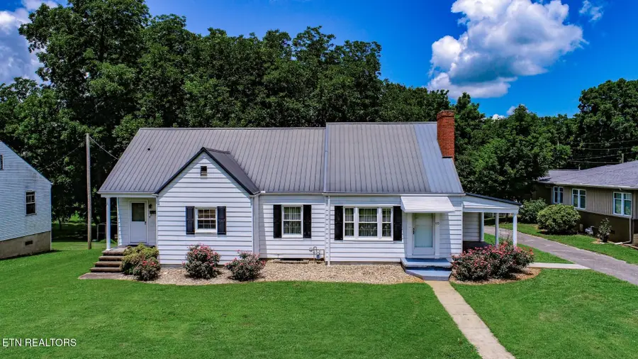 125 Washington Ave, Newport, TN 37821 - #3