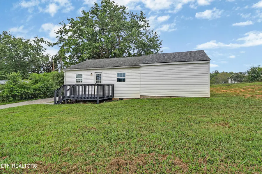 138 Pond Grove Circle, Rockwood, TN 37854 - #2