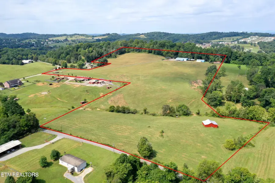 2522 Grey Ridge Rd, Maryville, TN 37801 - #3