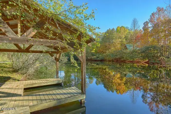 301 Inagehi Lane, Loudon, TN 37774