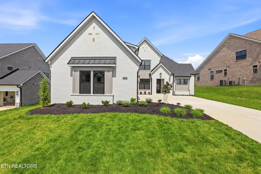 1220 Wagon Hitch Rd, Knoxville, TN 37934 - #3