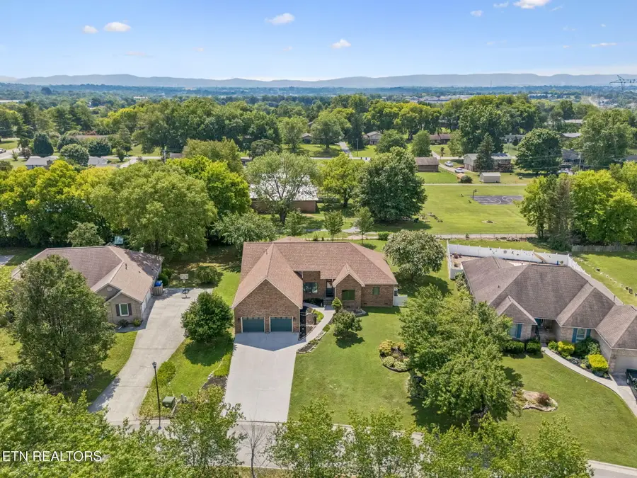 937 Andover Blvd, Alcoa, TN 37701 - #3