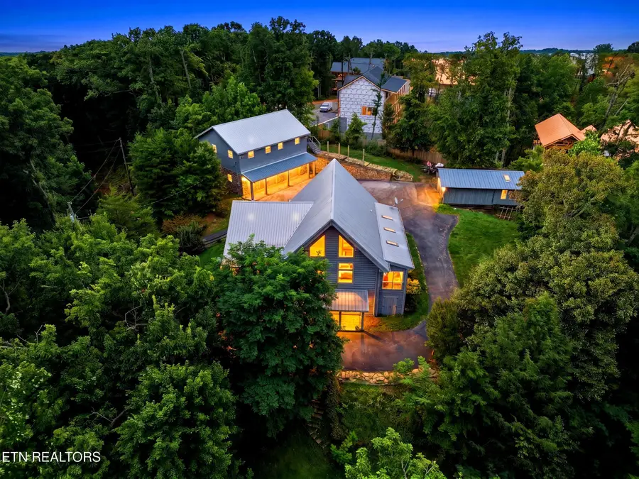 4167 Spring Creek Way, Sevierville, TN 37876 - #2