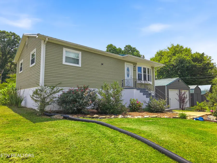 5205 John Hall Rd, Knoxville, TN 37920 - #2
