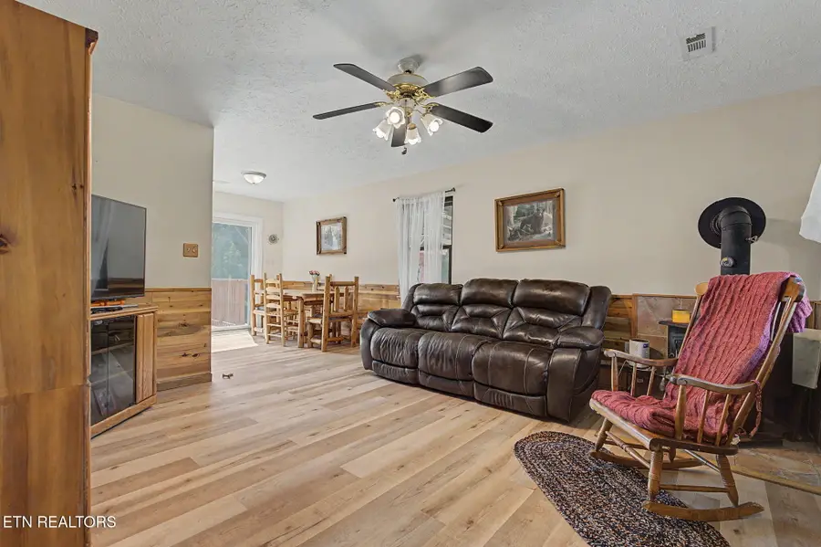 4246 Meadow Circle, Kodak, TN 37764 - #2