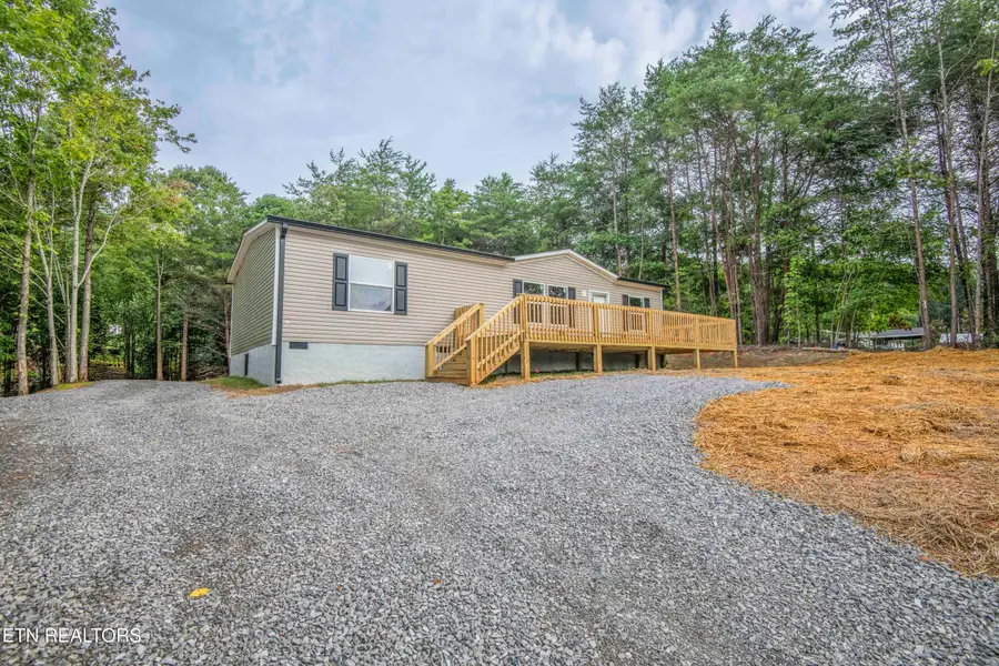 310 Valley Drive, Loudon, TN 37774 - #3