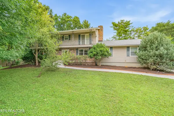 9715 Cortez Drive, Knoxville, TN 37923