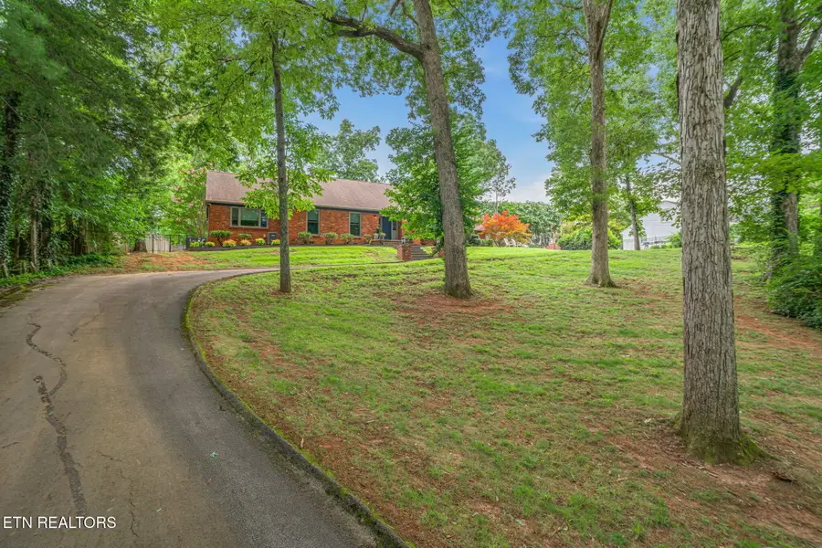 7324 Rotherwood Drive, Knoxville, TN 37919 - #3