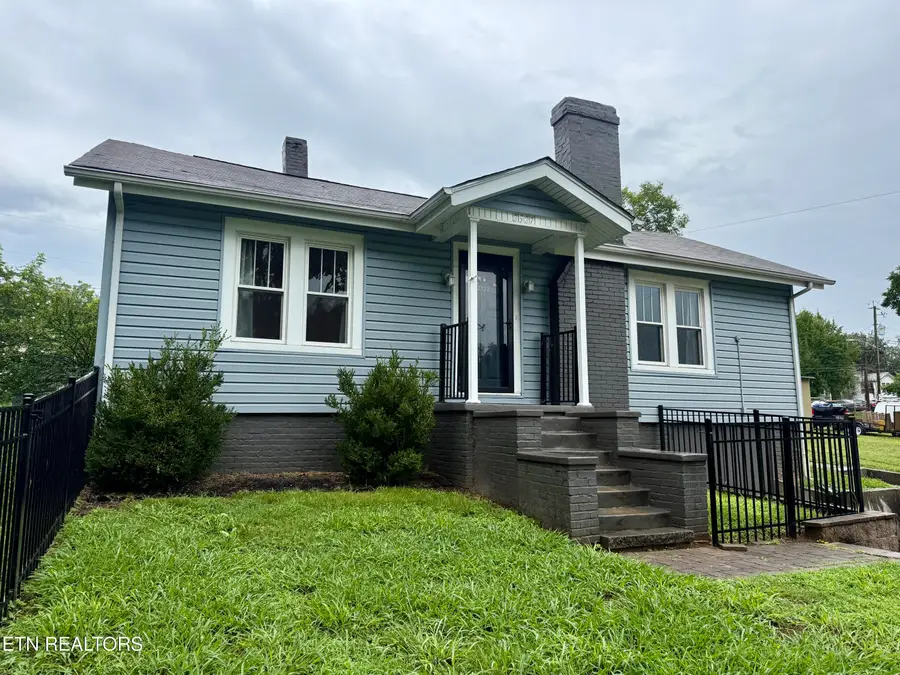 2327 Cedar Lane, Knoxville, TN 37918 - #2