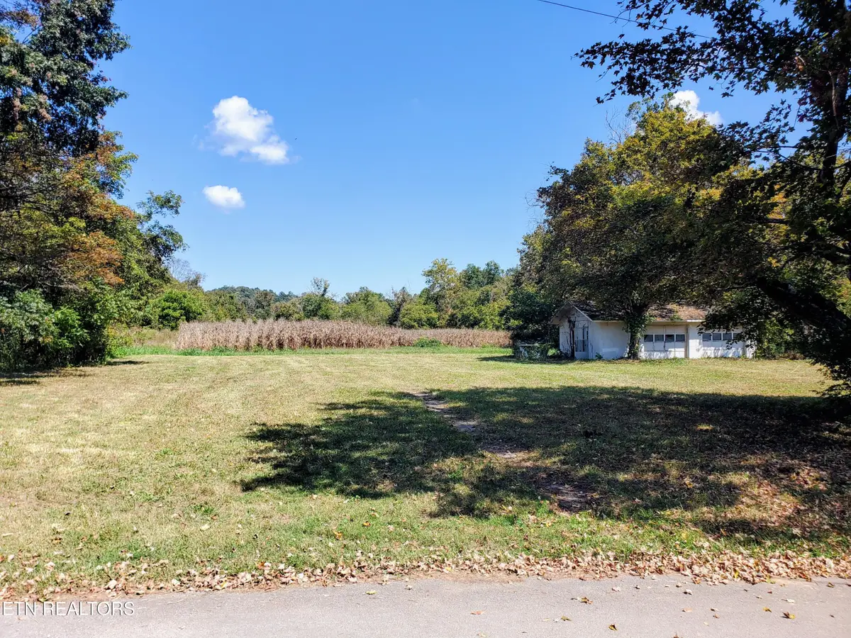 123 Dale Rd, Powder Springs, TN 37848 - #1