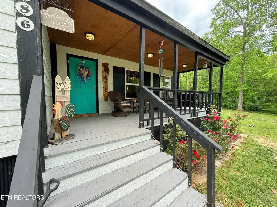 586 Rugby Hwy, Robbins, TN 37852 - #3