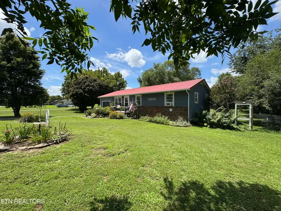 131 Lee Rd, Tellico Plains, TN 37385 - #3