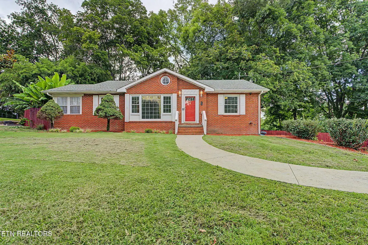 112 Y Rd, Sevierville, TN 37862 - #1