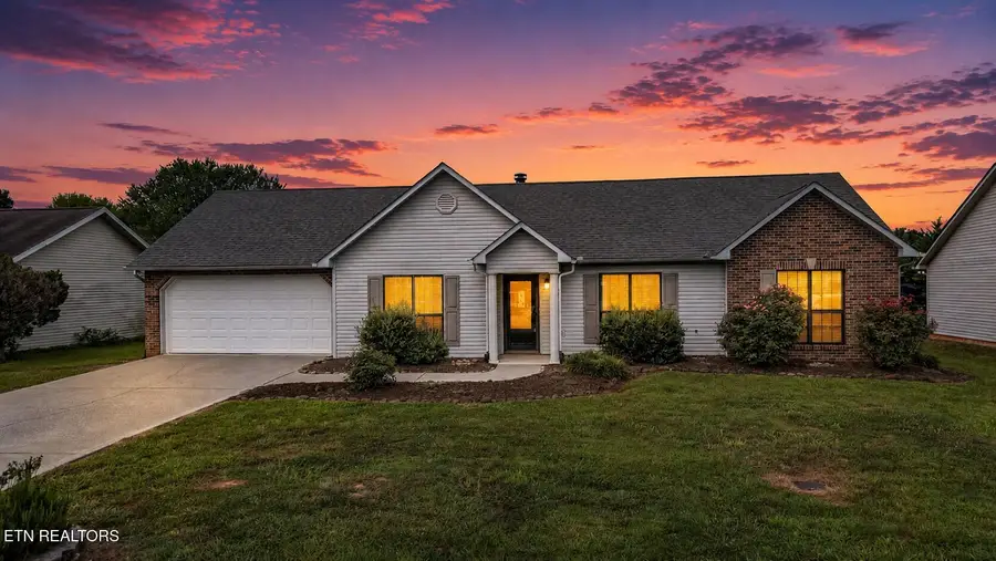 315 Headrickview Drive, Maryville, TN 37804 - #2