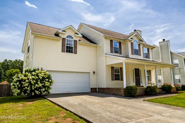 824 Mackenzie Drive, Maryville, TN 37804