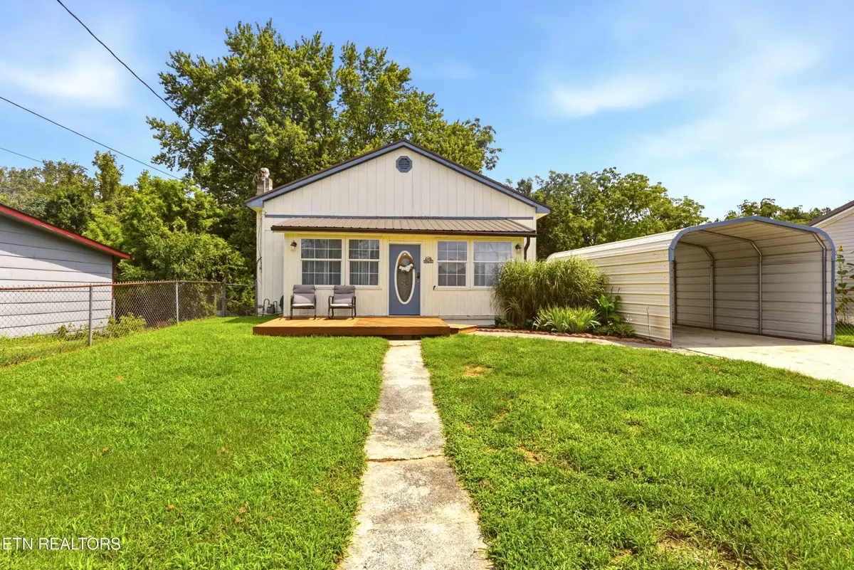 430 Browder Circle, Oliver Springs, TN 37840 - #1