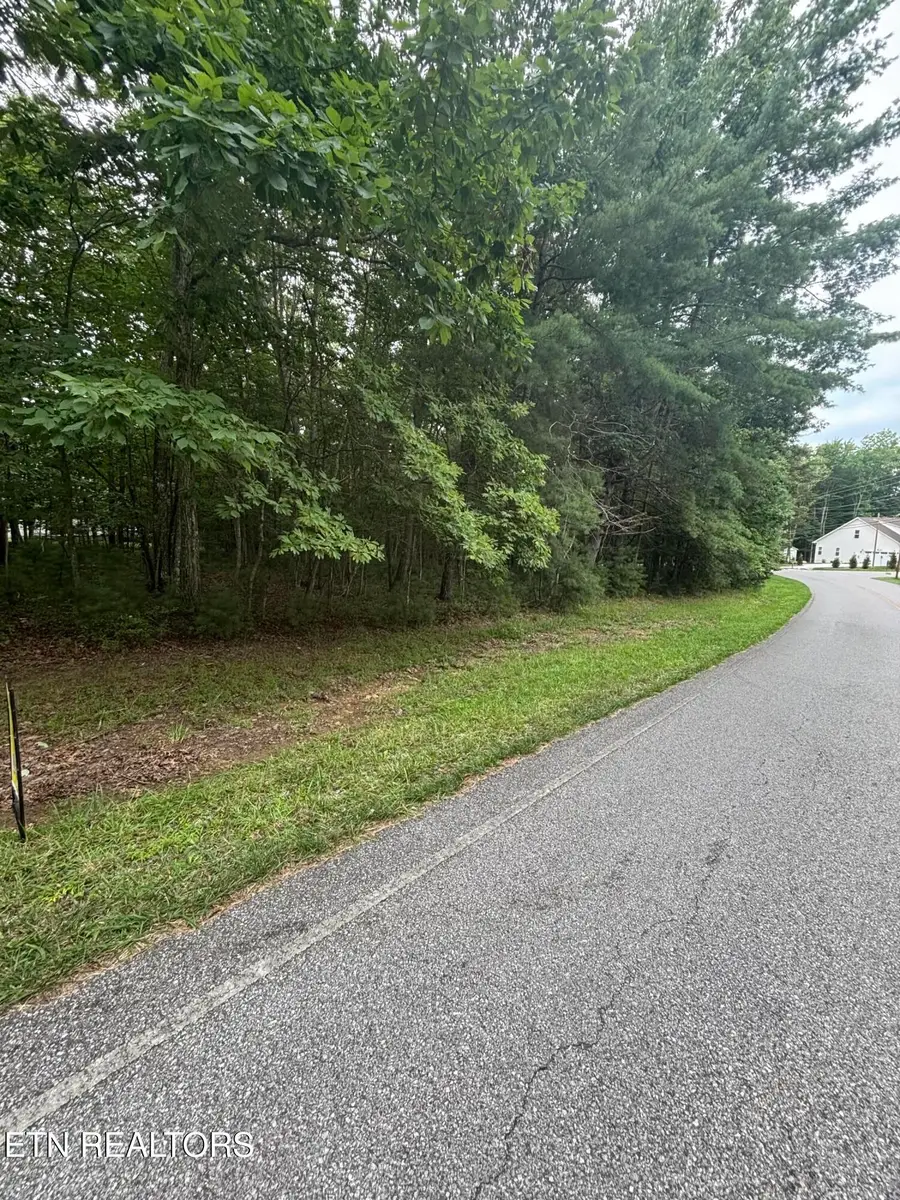242 Rotherham Drive, Crossville, TN 38558 - #2