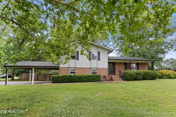 521 Overland Tr, Knoxville, TN 37919
