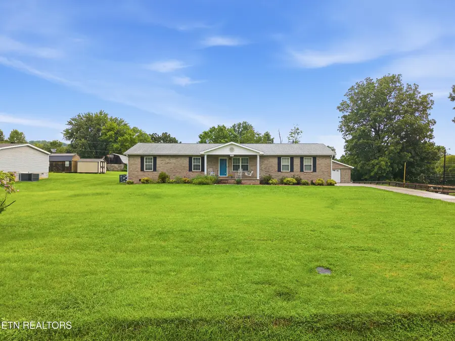 6804 Mundal Rd, Knoxville, TN 37918 - #2