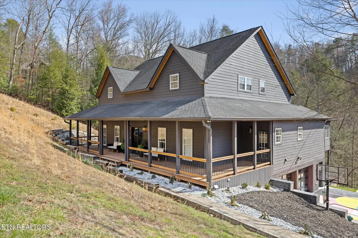 2210 Woodcock Tr, Sevierville, TN 37876 - #1