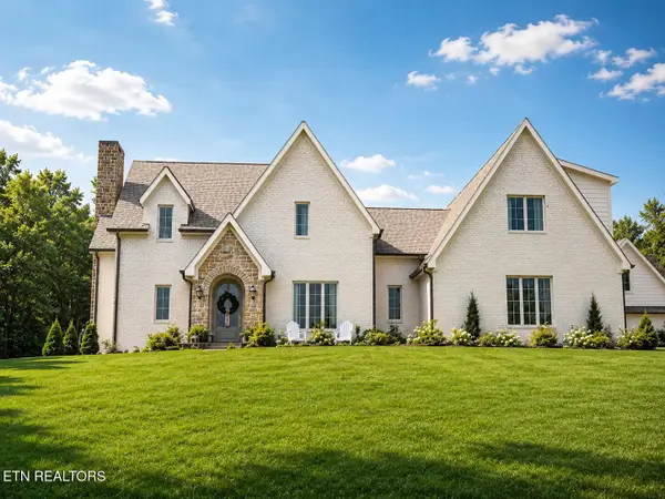1338 Mountain Rd, Clinton, TN 37716