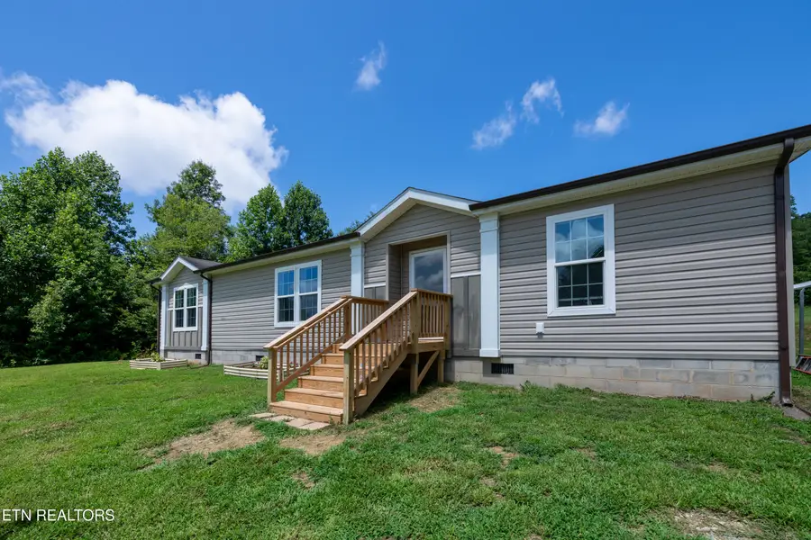 826 Sweetwater Rd, Philadelphia, TN 37846 - #2