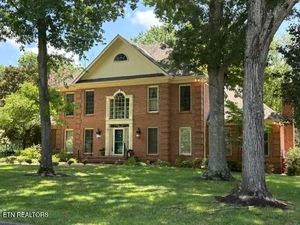 12208 W Ashton Court, Knoxville, TN 37934