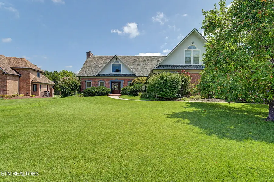 6928 Mount Royal Blvd, Knoxville, TN 37918 - #2