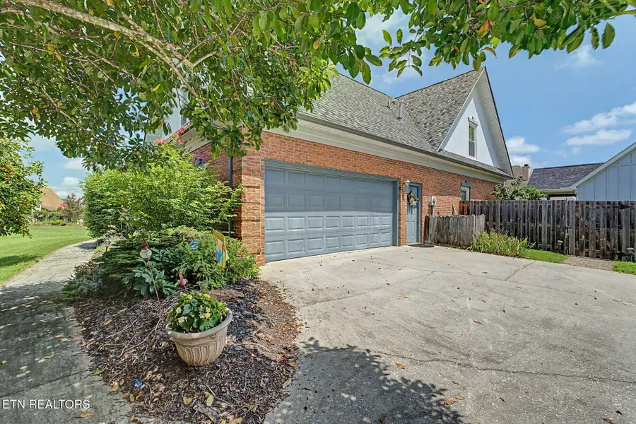 6928 Mount Royal Blvd, Knoxville, TN 37918 - #3