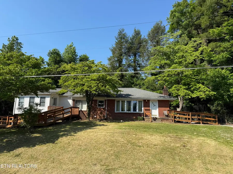 130 Sunshine Drive, Rocky Top, TN 37769 - #3