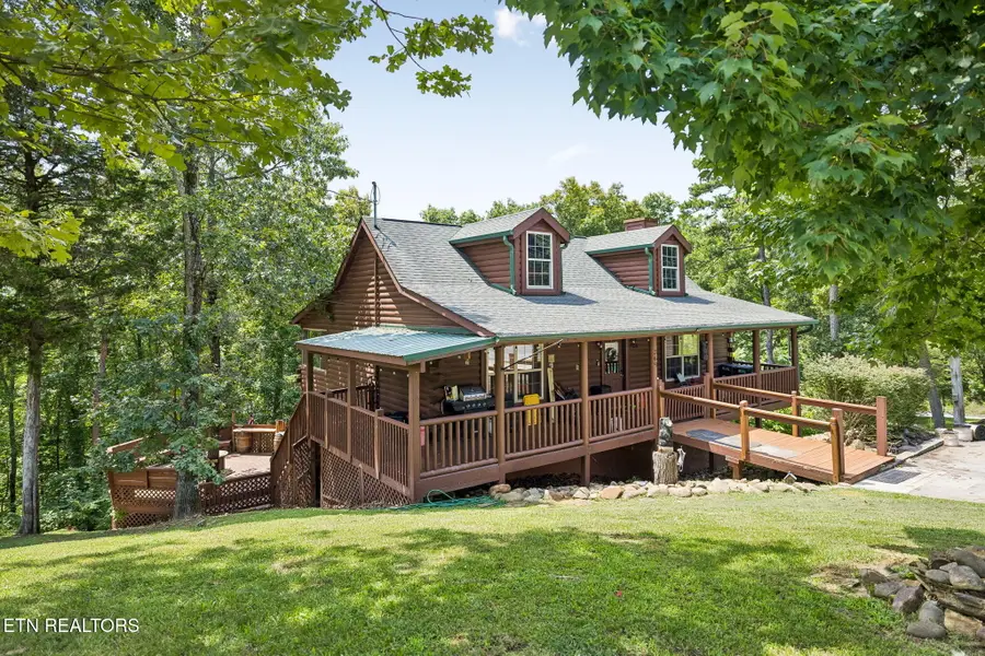 369 Oak Lake Drive, Sevierville, TN 37876 - #2