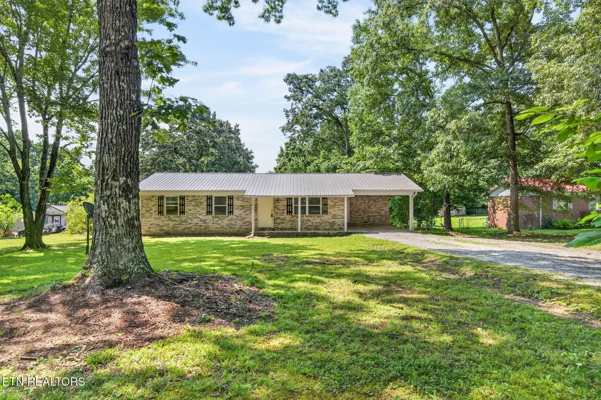 298 Deathridge Rd, Crossville, TN 38555 - #1