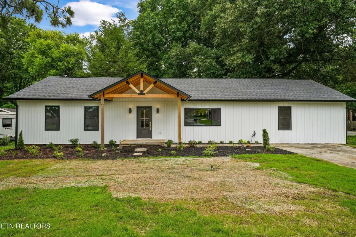 412 Sherwood Drive, Maryville, TN 37801 - #1