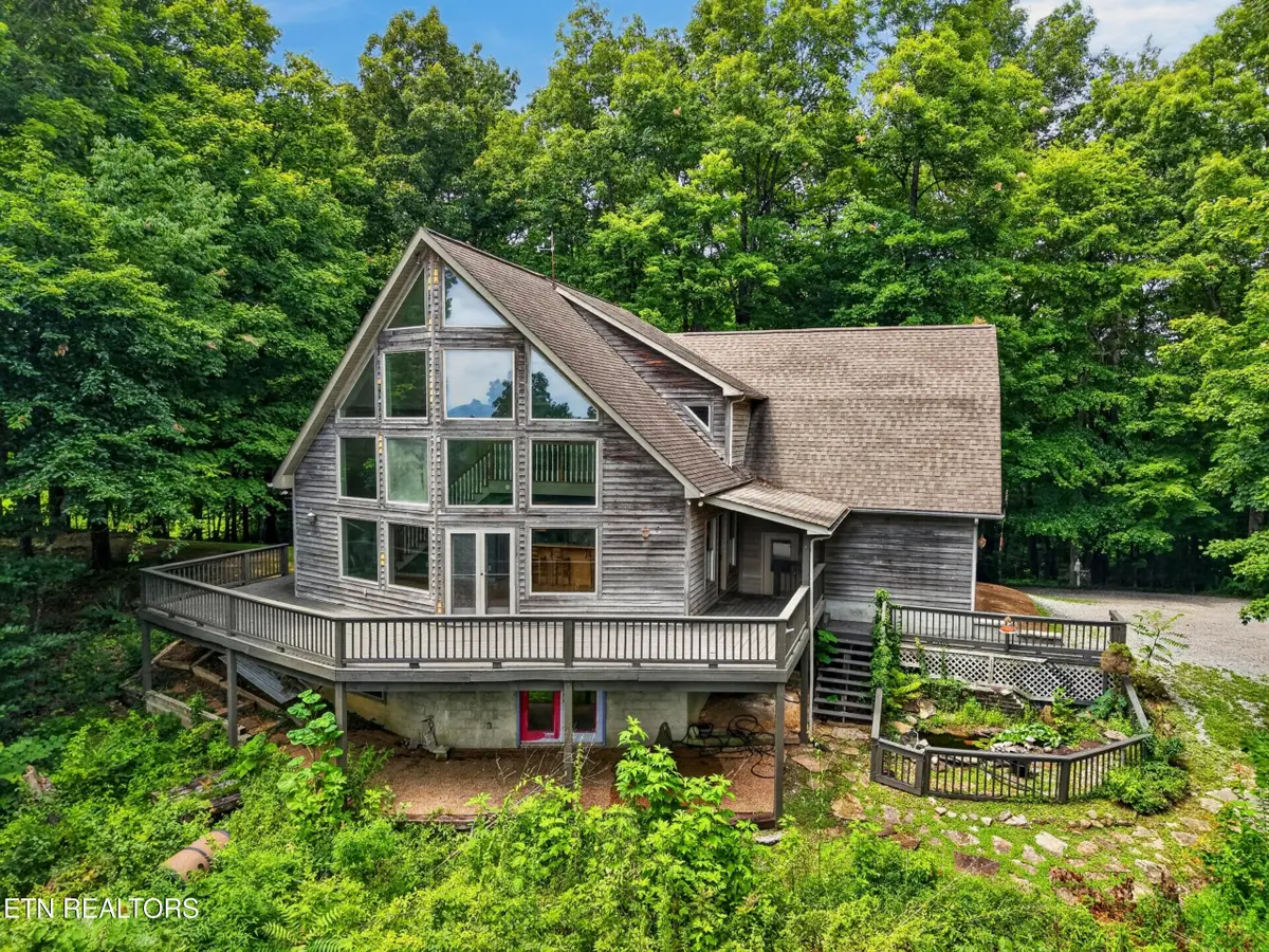 2946 Pen Hook Rd, Monterey, TN 38574 - #1