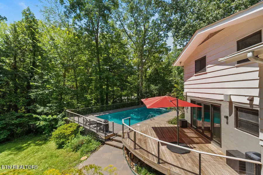853 W Outer Drive, Oak Ridge, TN 37830 - #3
