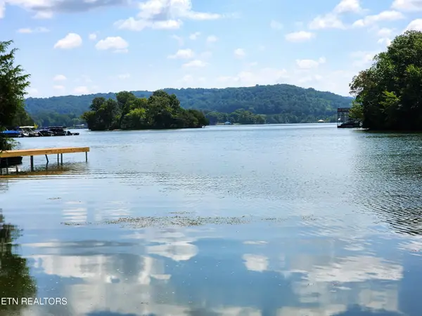 E Shore Drive, Rockwood, TN 37854