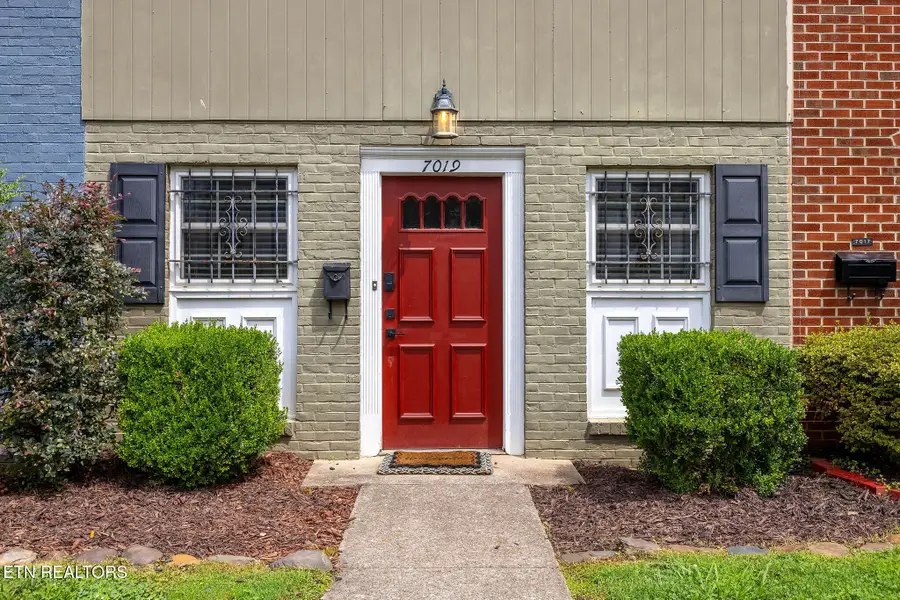 7019 Traditional Drive, Knoxville, TN 37909 - #2