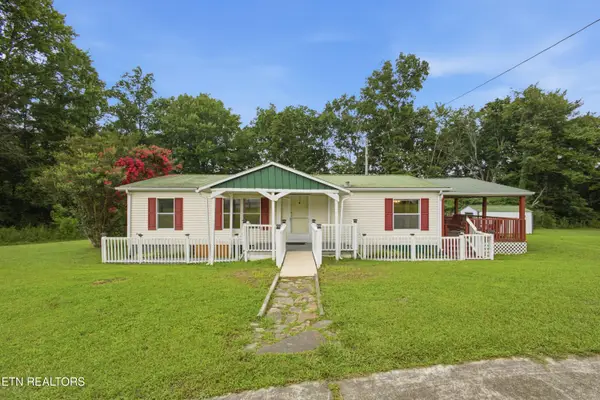 418 Mountain View Rd, Robbins, TN 37852